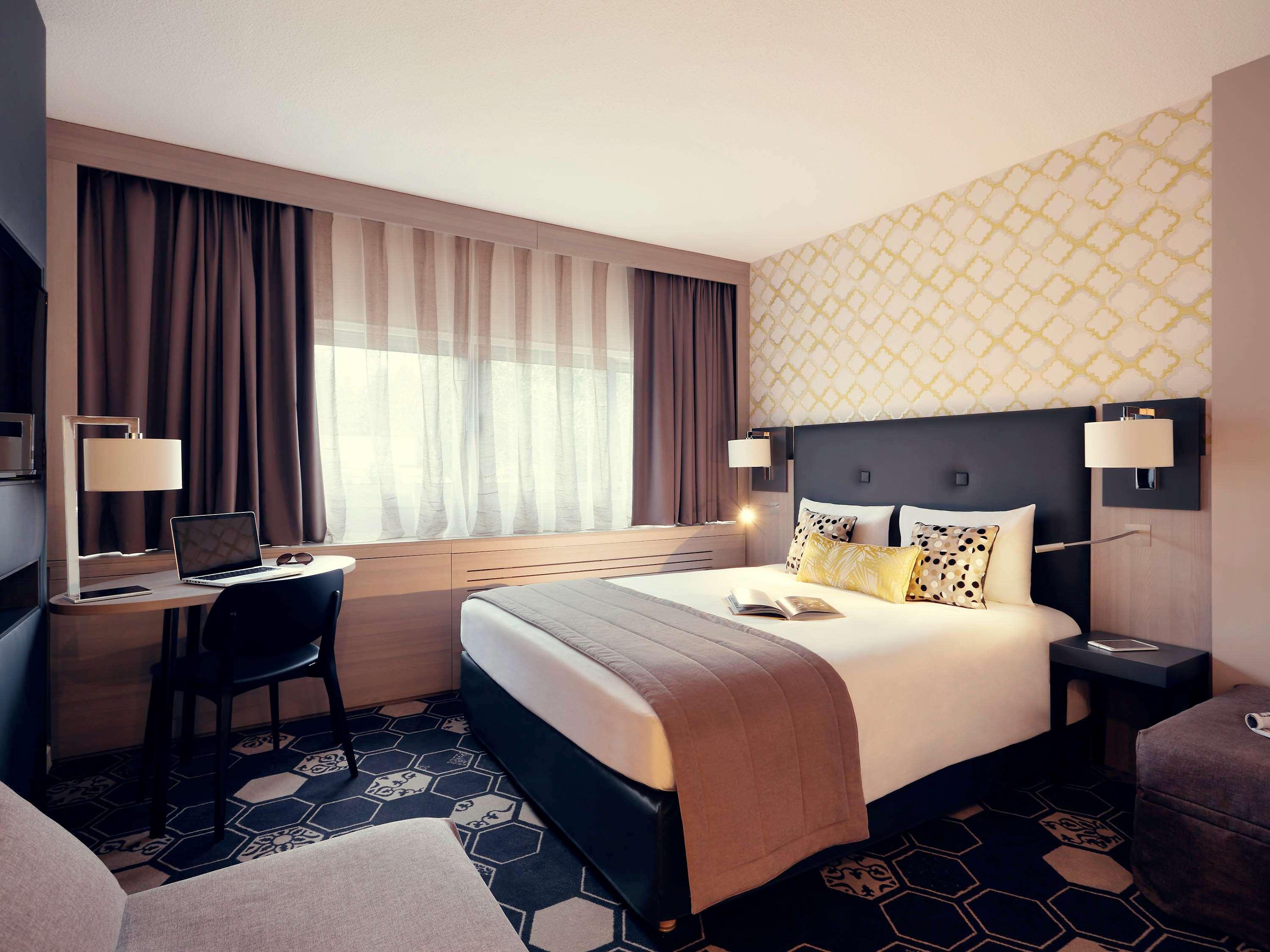 เมอร์เคียว ออเรนจ์ เซ็นเตอร์ A7/A9 Hotel โอรองช์ ภายนอก รูปภาพ
