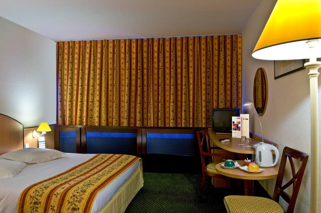 เมอร์เคียว ออเรนจ์ เซ็นเตอร์ A7/A9 Hotel โอรองช์ ภายนอก รูปภาพ